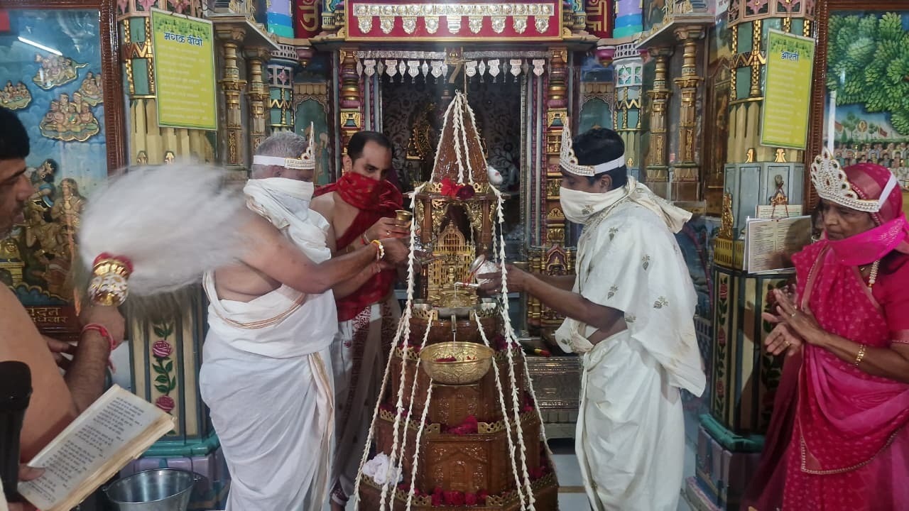 ઉમરગામ જીઆઇડીસી કોલોની ખાતે ત્રિદિવસીય કાર્યક્રમનો આરંભ