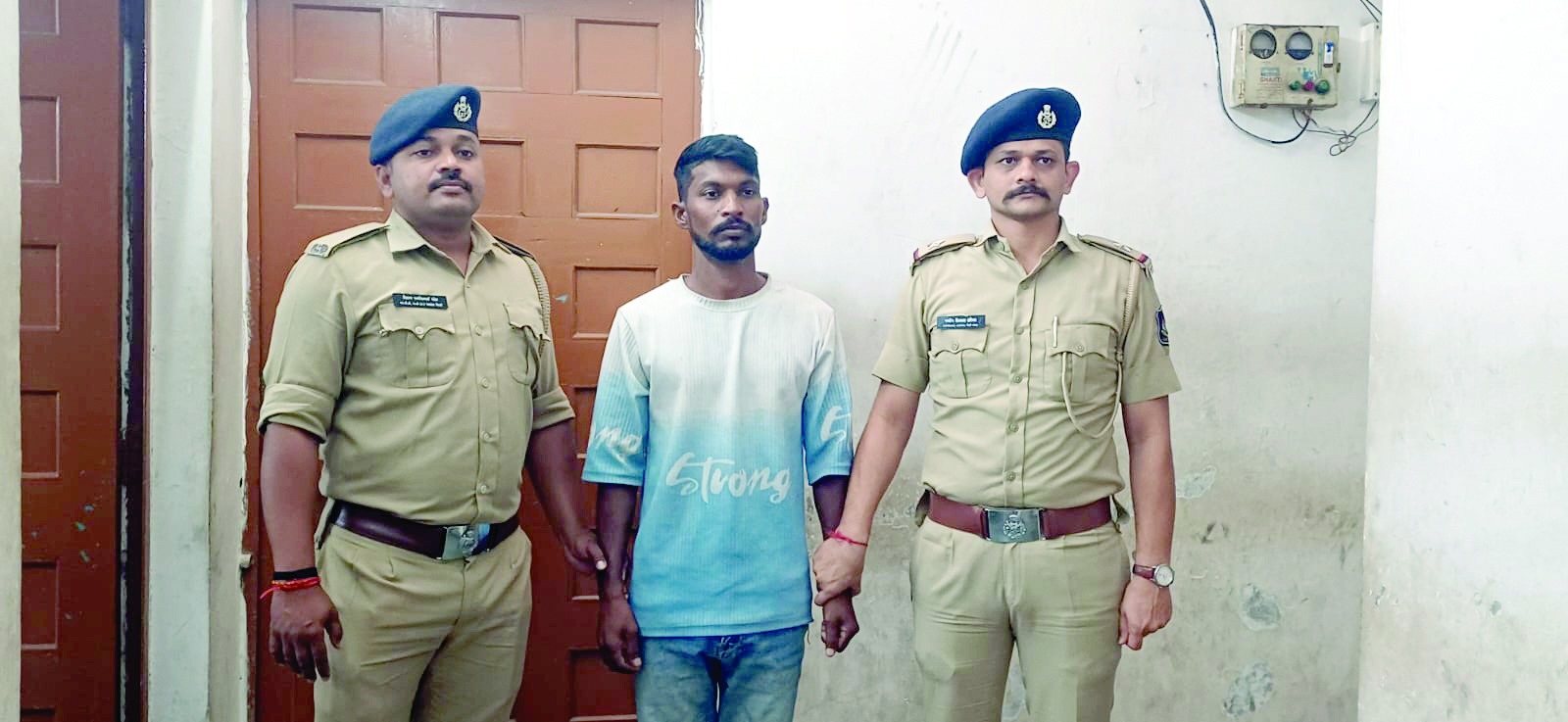 હદ થઈ, પતિઍ જ પત્નીના મોર્ફ ન્યુડ ફોટો સંબંધીઅોને વોટસઍપ કર્યા !