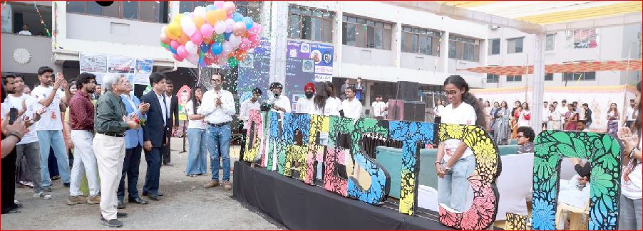 વાપી રોફેલ કોલેજ ખાતે ડાયનાફેસ્ટ ૩.૦નું આંતર કોલેજ સ્પર્ધા યોજાઈ