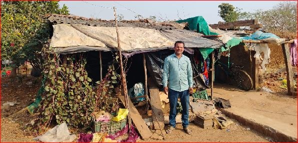 ગિરનારામાં ગરીબ આદિમ પરિવારને પીઍમ આવાસ યોજનાનો લાભ અપાવવા લોકલાગણી