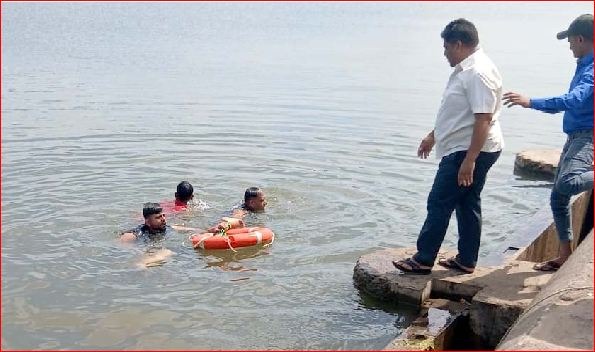 દેવધા ડેમમાં યુવાને મોતની છલાંગ લગાવી