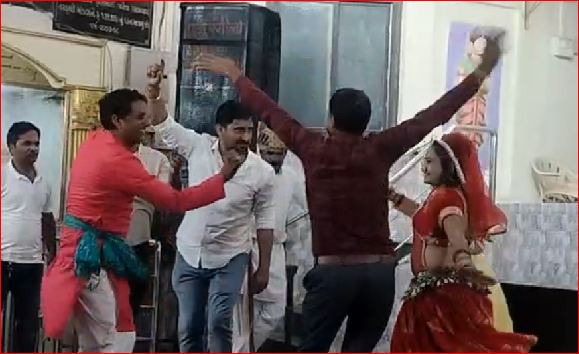 ભીલાડમાં રંગારંગ હોળી મેળાવડો યોજાયો