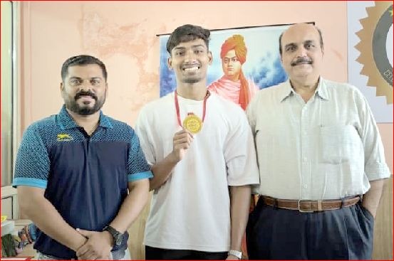 વલસાડની દોલત-ઉષા ઇન્સ્ટિટ્યૂટનું ગૌરવ