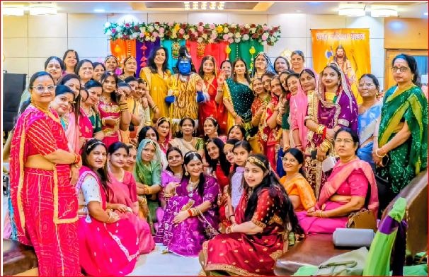 વાપી, વલસાડ, દમણ અને સેલવાસમાં  વિ-મહિલા મંડળનો ગંગૌર મહોત્સવ યોજાયો