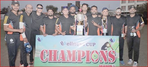 વલસાડમાં રમાયેલી વેલનેસ ક્રિકેટ ટુર્નામેન્ટમાં સુરતની ટીમ ચેમ્પિયન
