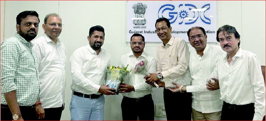 ઉમરગામ નોટીફાઇડ બોર્ડના ચેરમેન પદ માટે જીગ્નેશભાઈ બારીની બિનહરીફ વરણી કરાઈ