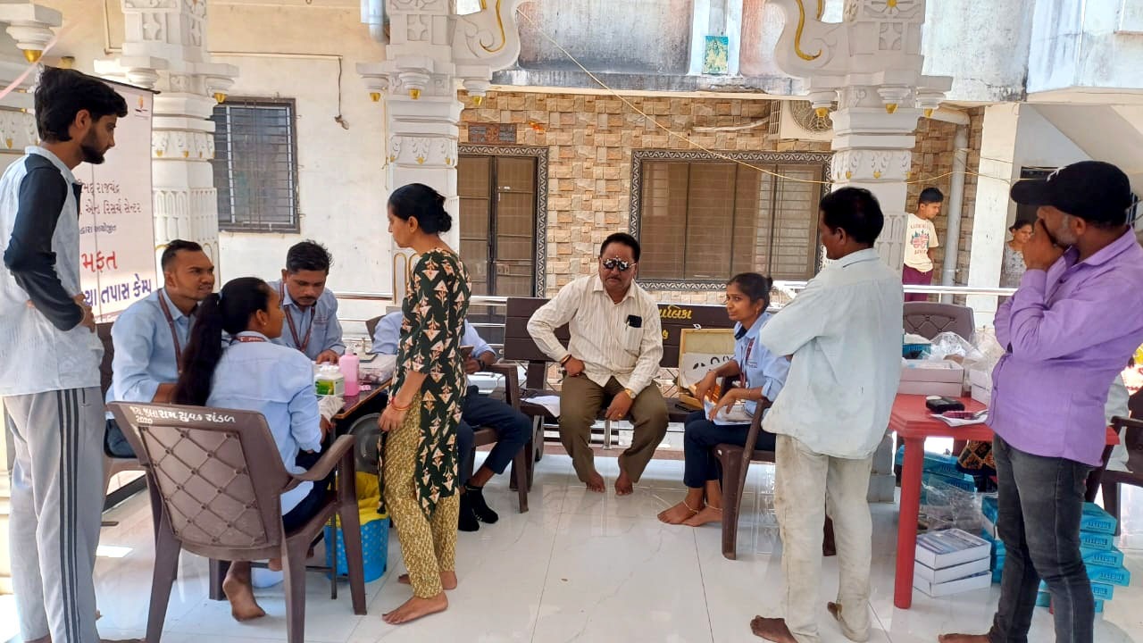 માછીવાડમાં લોહી અને આંખની તપાસ કરાઈ