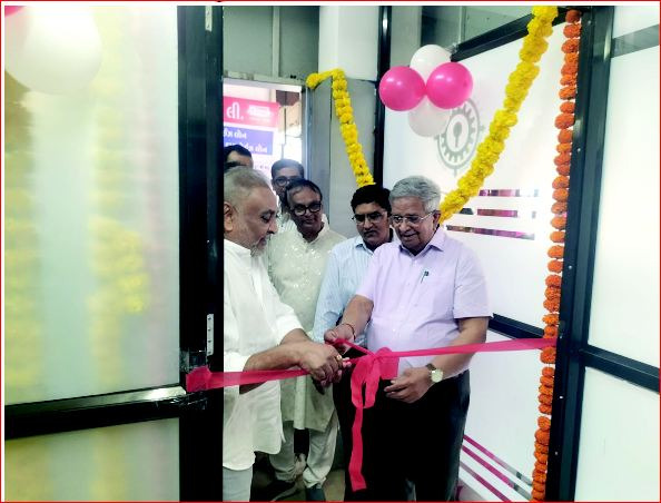 વાપી ટાઉનમાં ભીલાડવાલા બેંકની નવી શાખાનું નાણાં મંત્રીના હસ્તે લોકાર્પણ