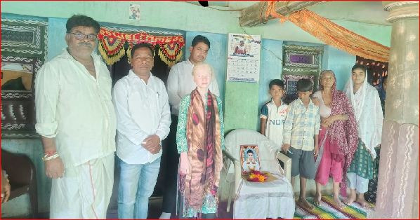 વાવરમાં વીજકરંટથી મૃતક બે યુવાનોના પરિવારોને રૂ.૫૦ લાખ વળતરની માંગ