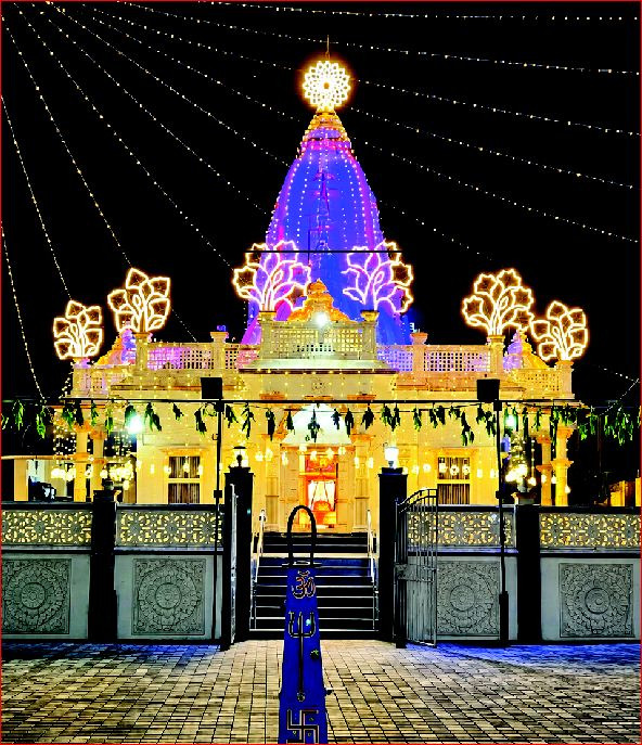 બગવાડાનું ૪૫૦ વર્ષ જૂનું મા અંબાનું મંદિર રોશનીથી ઝળહળી ઊઠ્યું