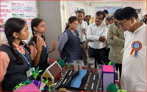 મગોદ ડુંગરીમાં જિલ્લાકક્ષાનું બાળ વૈજ્ઞાનિક પ્રદર્શન યોજાયું