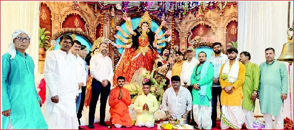 દમણમાં નવદુર્ગા પૂજા અને ફ્રી મેડિકલ ચેકઅપ કેમ્પ યોજાયો