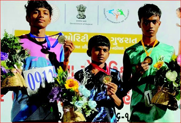 ડાંગના ખેલાડીઅોનો રાજ્યકક્ષાની ઍથલેટિક્સ સ્પર્ધામાં ડંકો